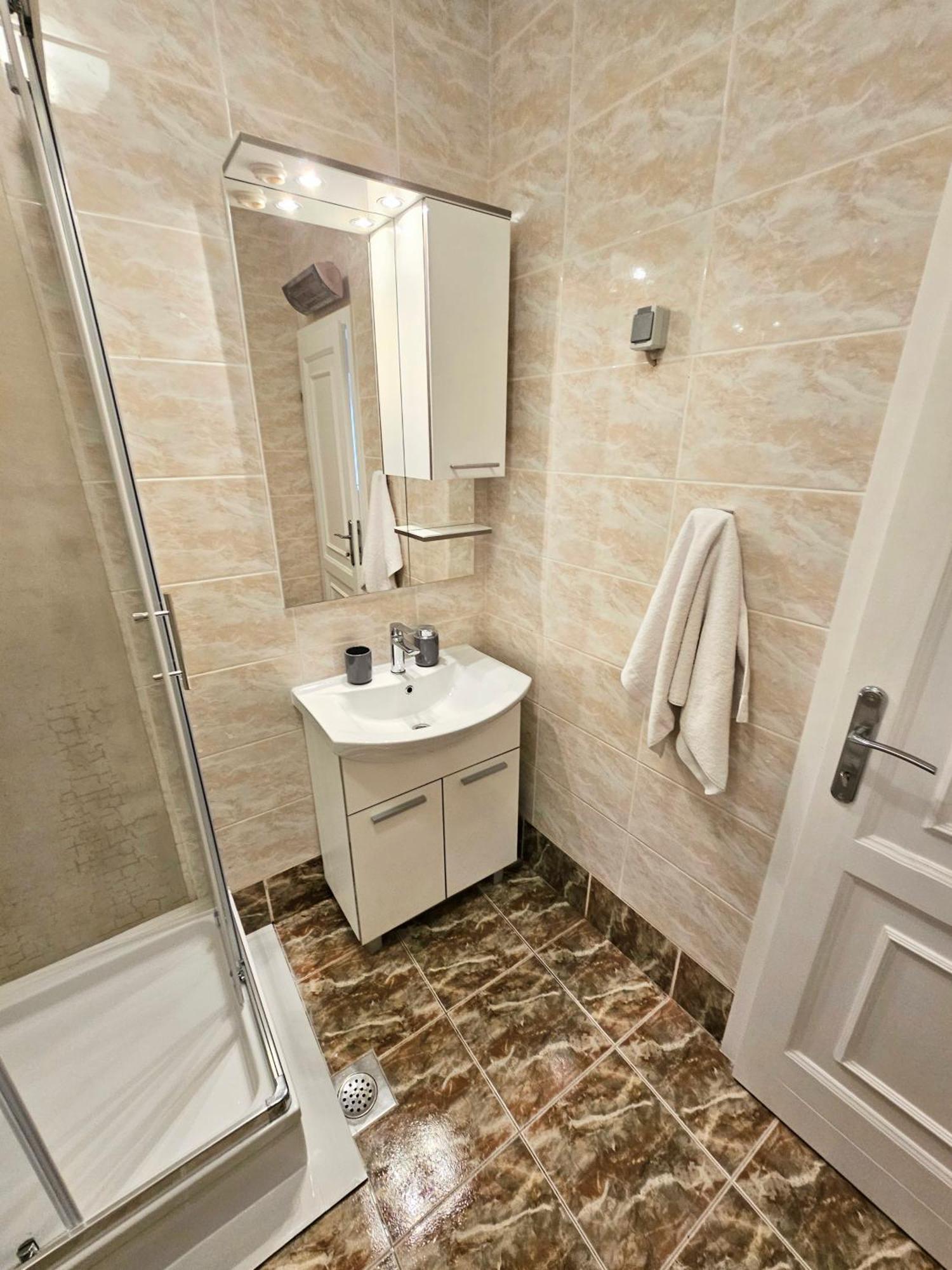 Apartmani Majic Makarska Kamer foto